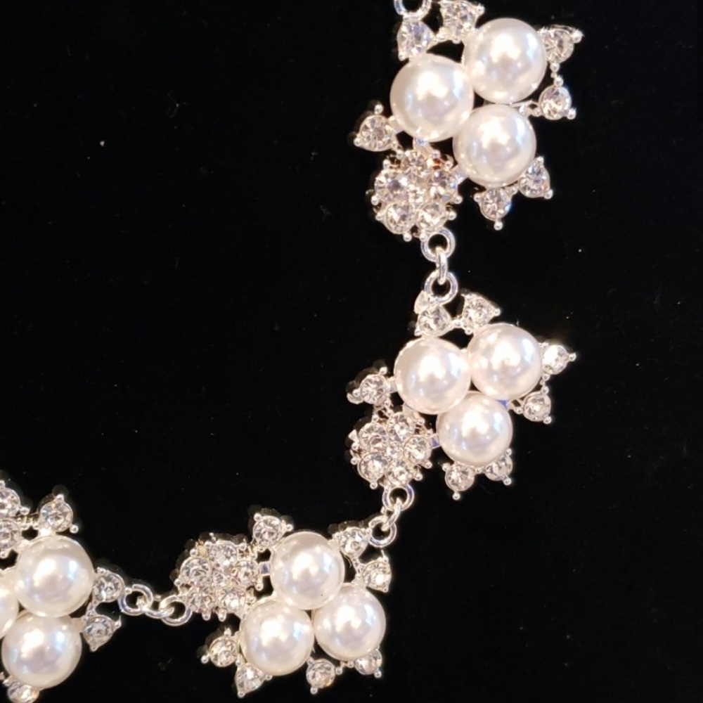 Necklace & Earring set - Picture 2 of 6